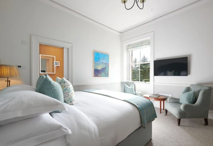 Superior room
