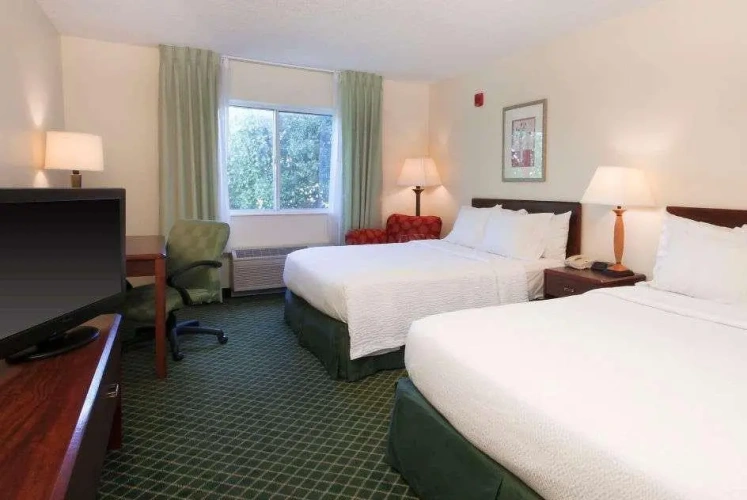 Deluxe Quadruple room