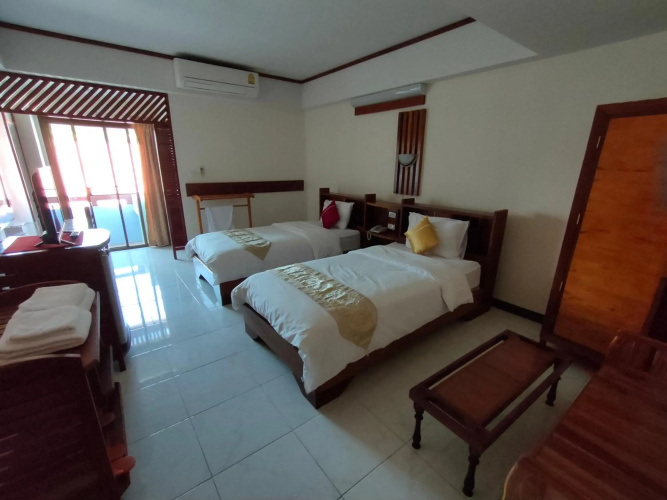 Riverfront Hotel Mukdahan