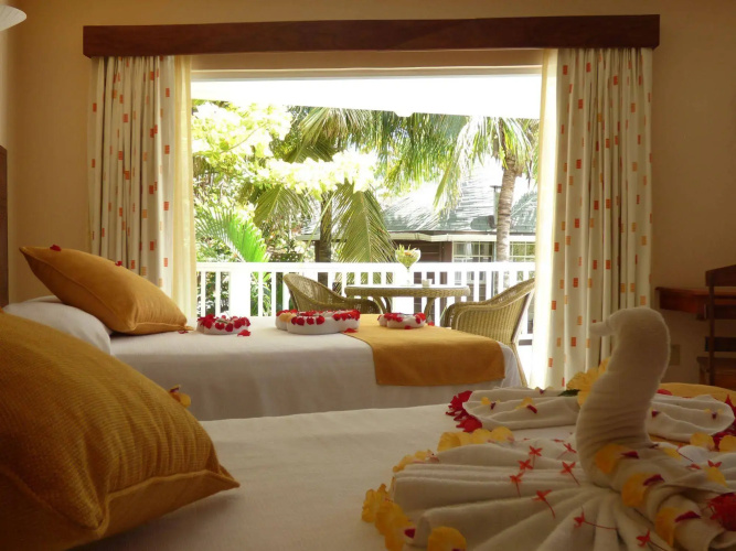Paradise Beach Resort & Dive Center