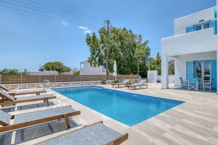 Seaside Splendor - Apollo s Poolside Retreat