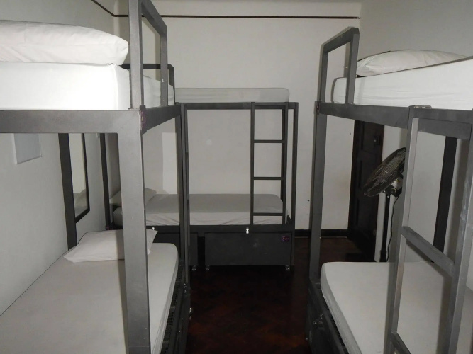 Pura Vida Hostel
