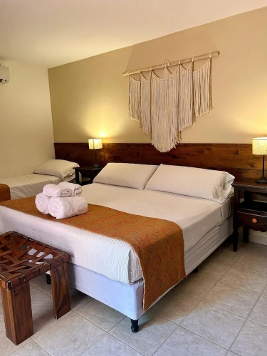 Standard Triple room with courtyard view