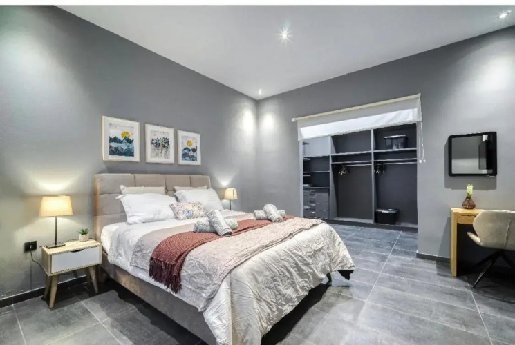 L apartment