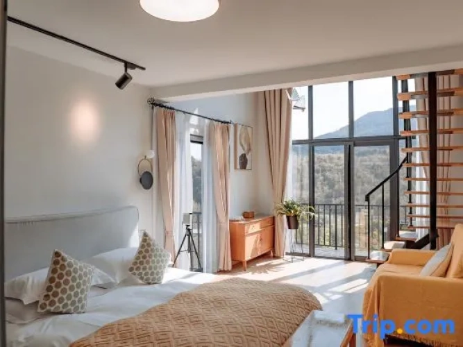 2 Bedrooms Suite