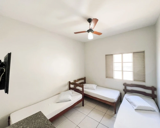 Economy Triple room