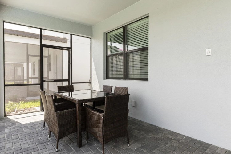 2925FS - Storey Lake