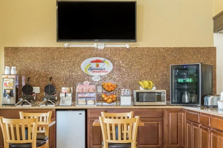 Super 8 Goodyear Phoenix Area
