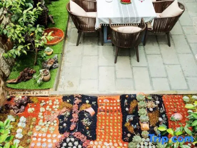 Yoyo Landscape View Mansion Villa