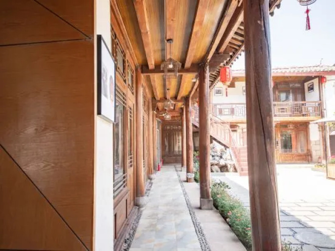Lijiang Manmin Luo Boutique Inn