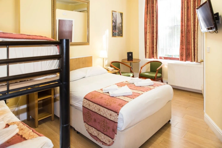 Quadruple room