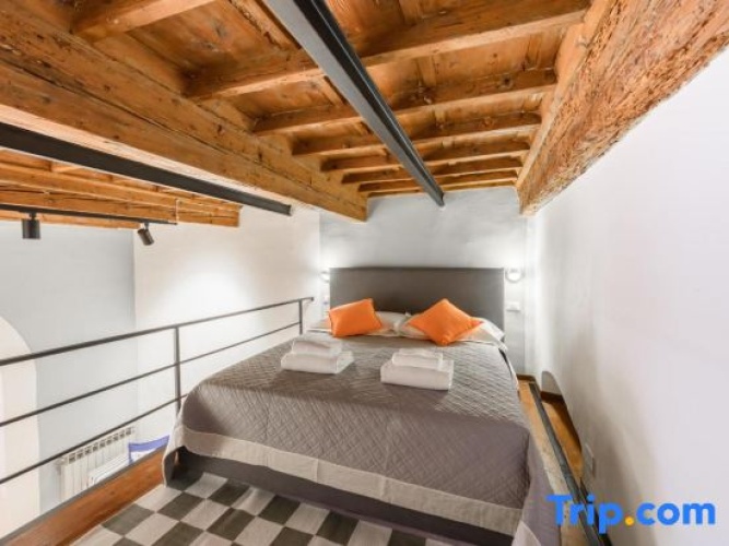 1 Bedroom Double Apartment