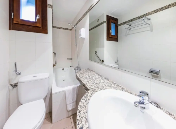 1 Bedroom Double Apartment with inland view