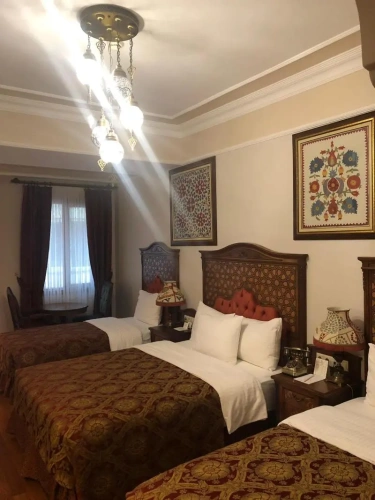 Deluxe Quadruple room
