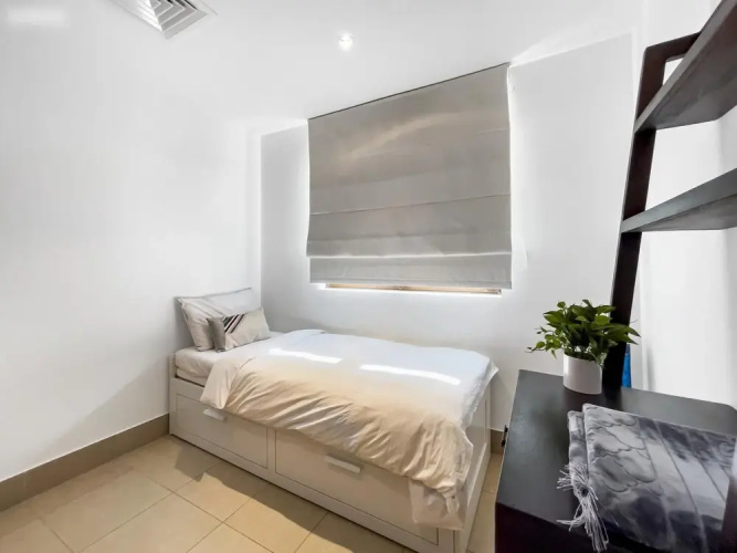 Gorgeous 1-br Downtown Dubai
