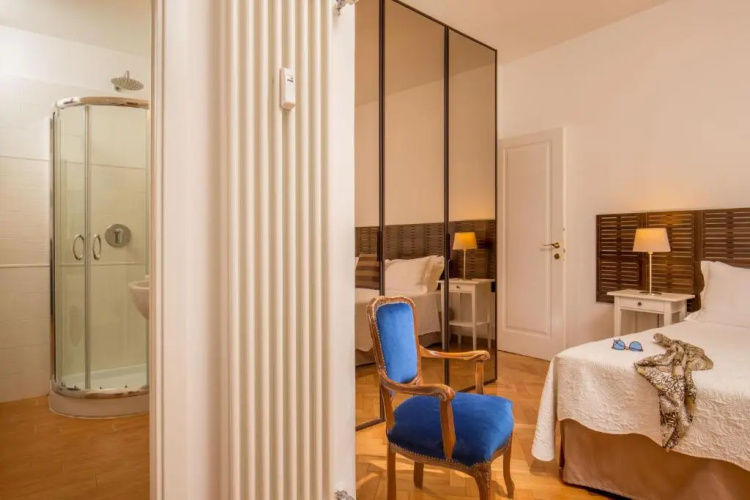 Alexander Apartment