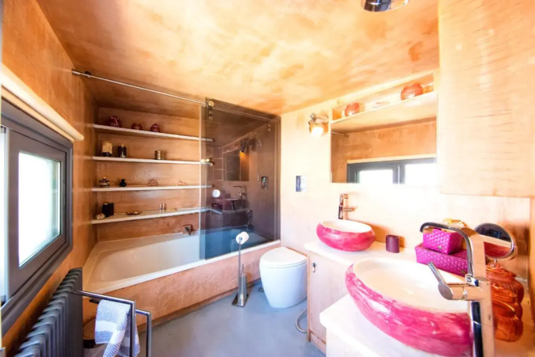 Topfloor stylish apartment with Acropolis view!