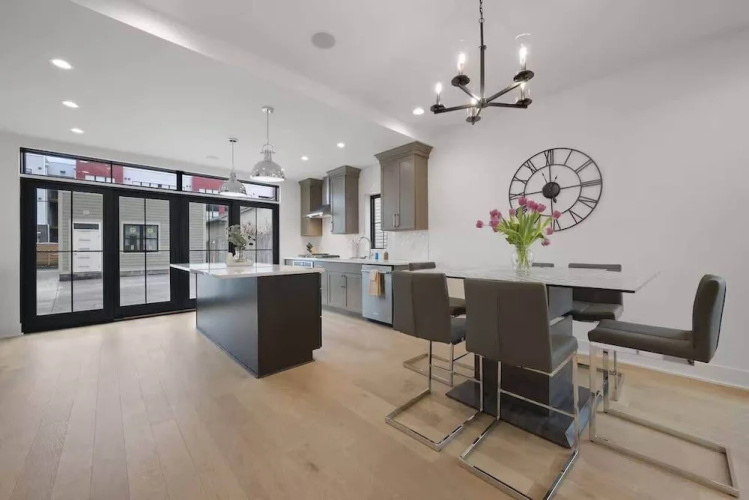 Jungle House Premier Residences – Downtown Columbus & Short North - オハイオ州