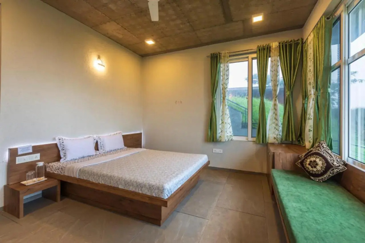 SaffronStays Serenity