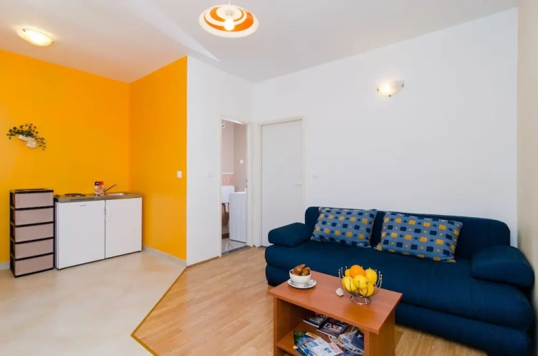 1 Bedroom Comfort Apartment with garden view