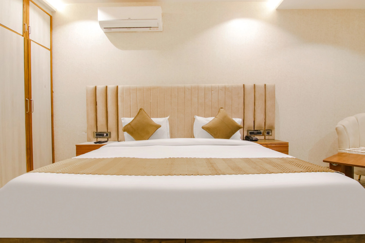 Fabhotel Prime The Eminence