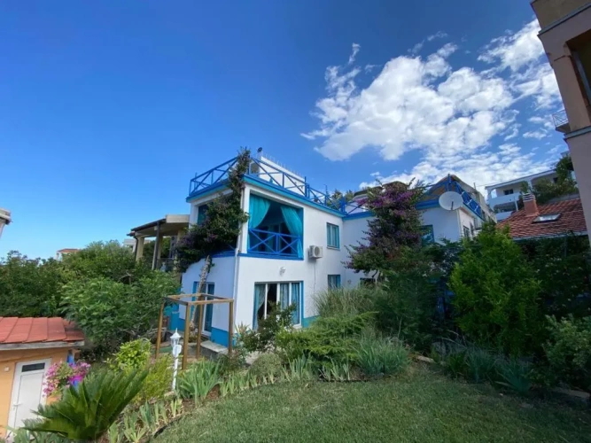Standard Villa
