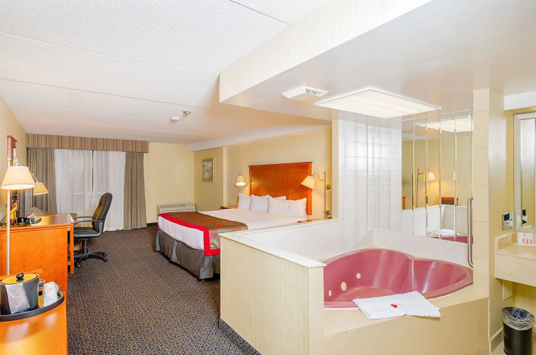 TownePlace Suites by Marriott Niagara Falls Canada