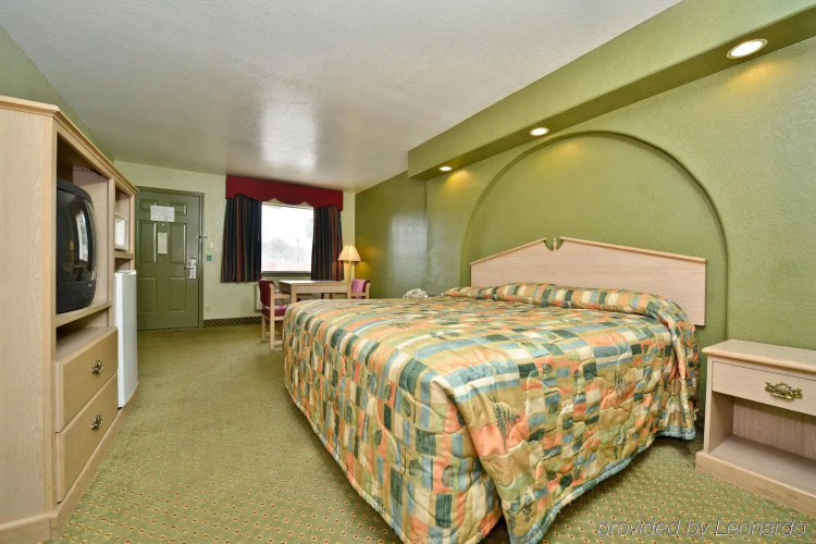 Budget Inn