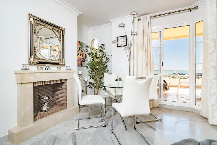 SAA2- comfortable apartment Puerto banus