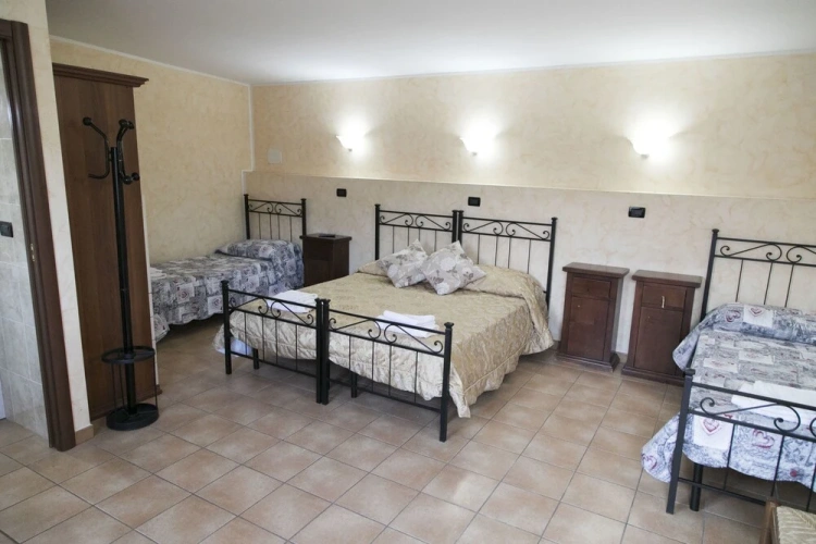 Standard Quadruple room