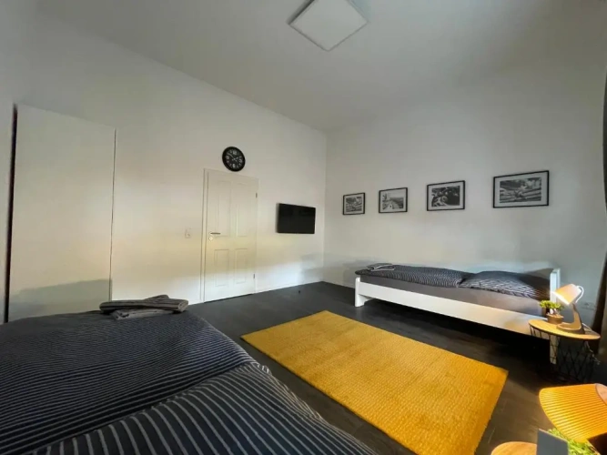 3 Bedrooms Apartment