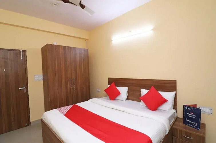 VS Stays by OYO Rooms