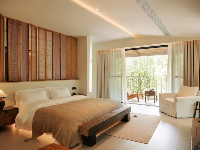 BuSu Forest Forever Hotel