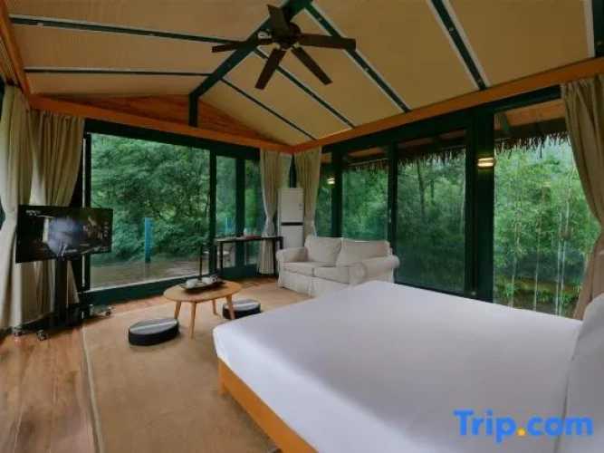 4 Bedrooms Luxury Suite