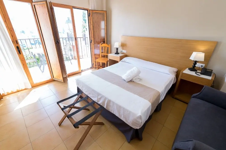Standard Double room with balcony