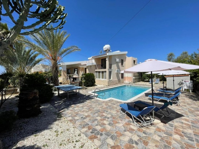 Deluxe Villa