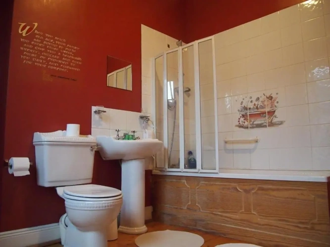 Standard Triple room with view