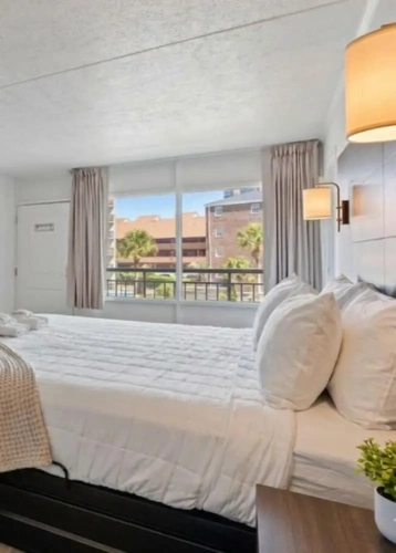 Standard Double room with view