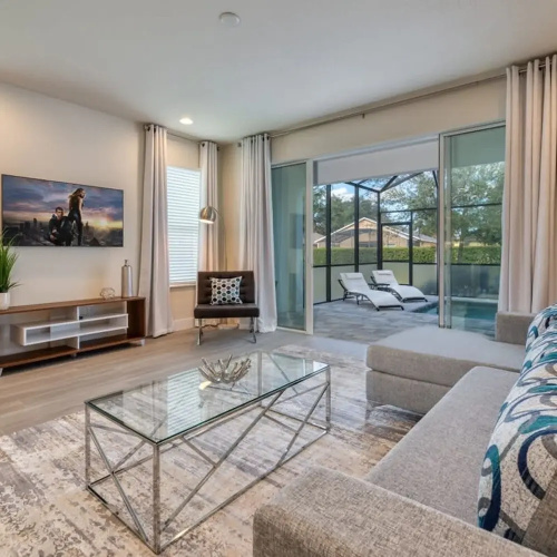 Spacious New Modern Retreat