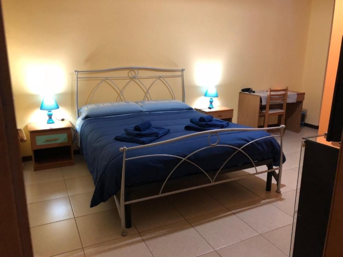Standard Double room with lake view