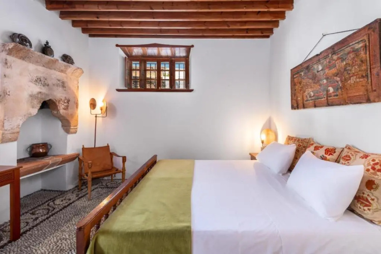 Antique Villa