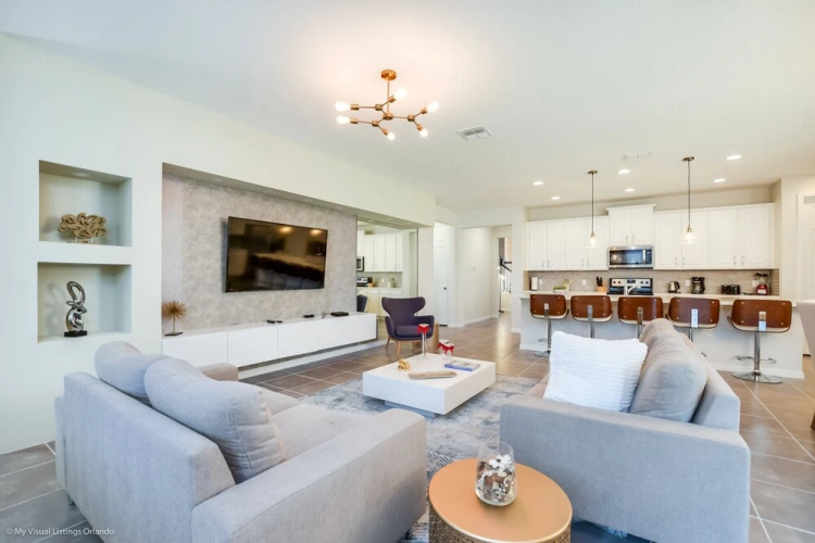 7 BD 5 BH Villa Game, Pool and Spa