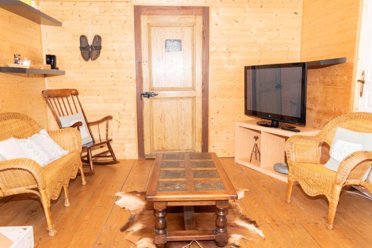 2 Bedrooms Suite