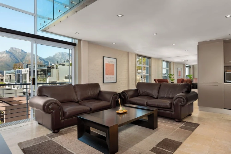 Apartment with balcony