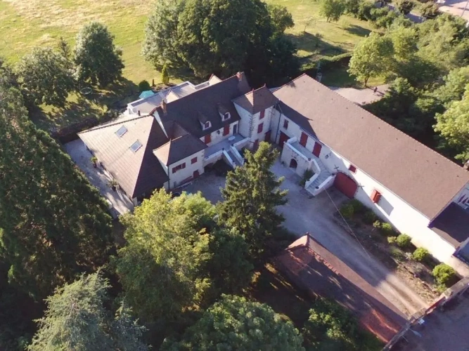 2 Bedrooms Cottage