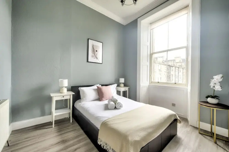 Manor Place Apartment