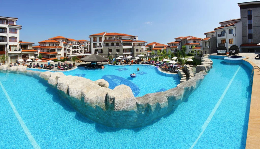 The Vineyards Resort