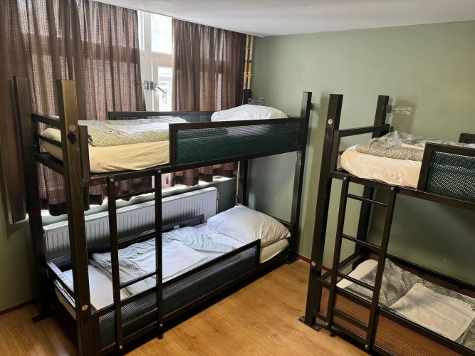 Amsterdam Hostel Uptown
