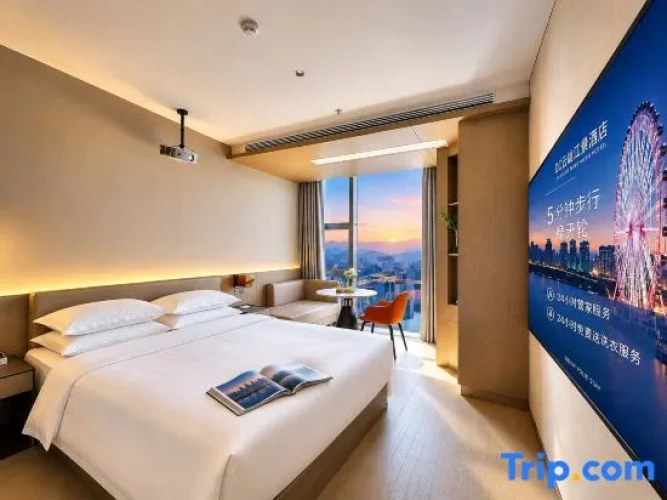 Standard Double room with city view