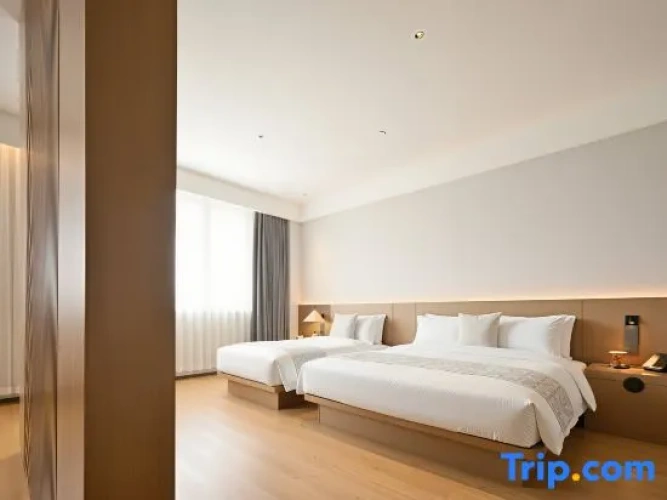 Family Suite with mountain view